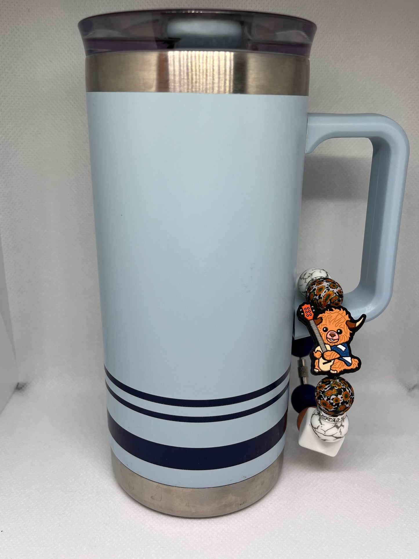 Highland Cow Playing The Guitar Cup Charms